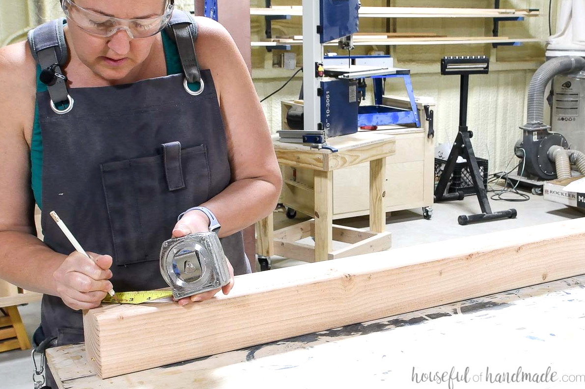 Marking the curved line on the top post.