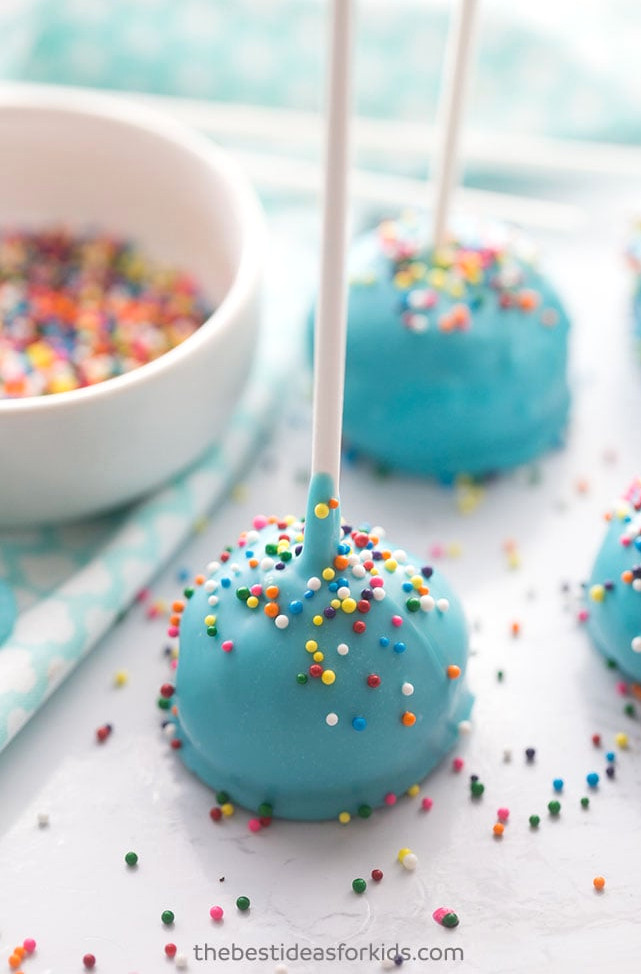 How to Make Cake Pops: Step-By-Step