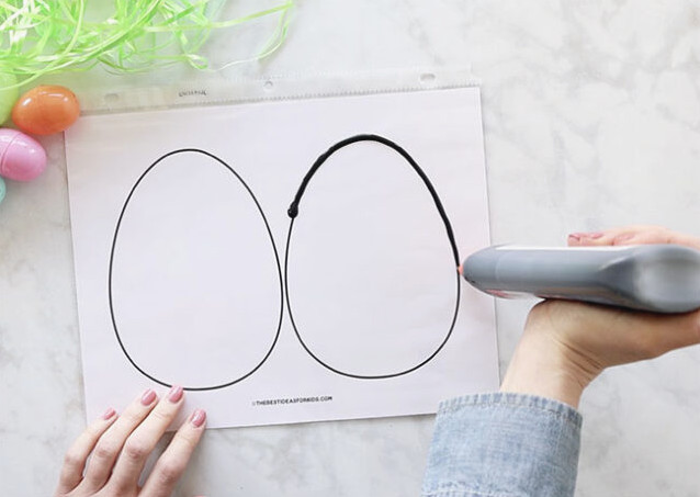 Outlining egg shape
