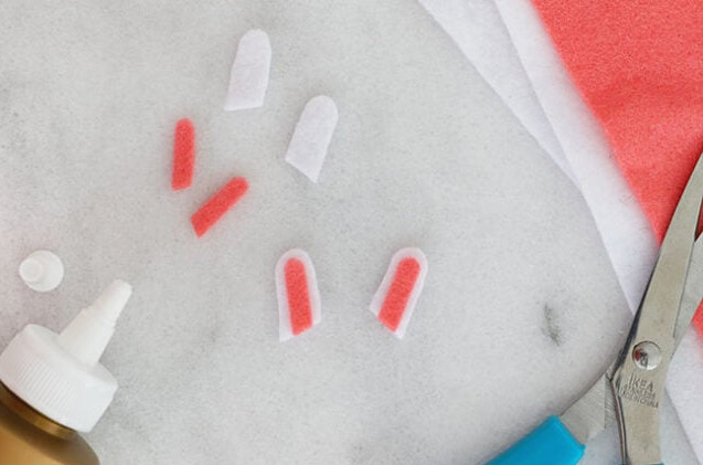 Cutting and assembling felt ears