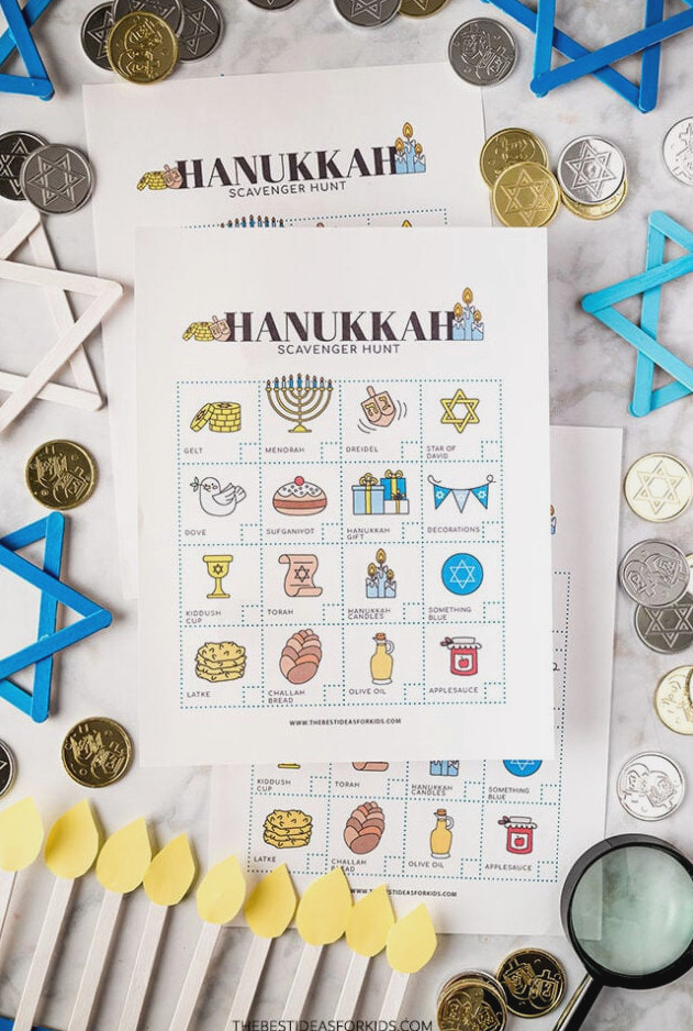 Hanukkah Scavenger Hunt (Free Printable)