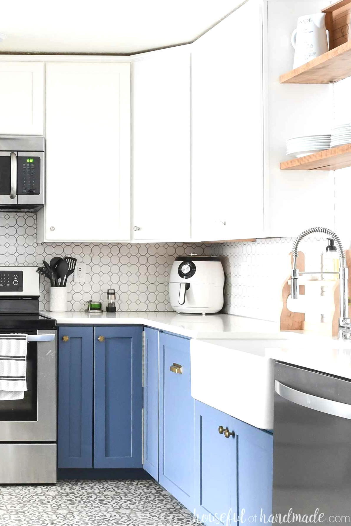 How to Build Corner Cabinets