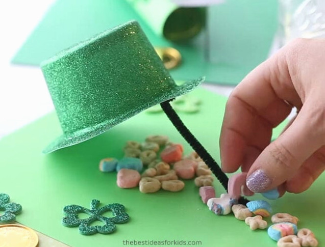 Add Lucky Charms Under Trap