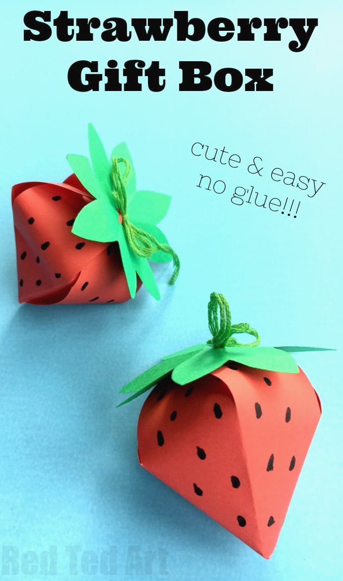 DIY Paper Box Strawberry